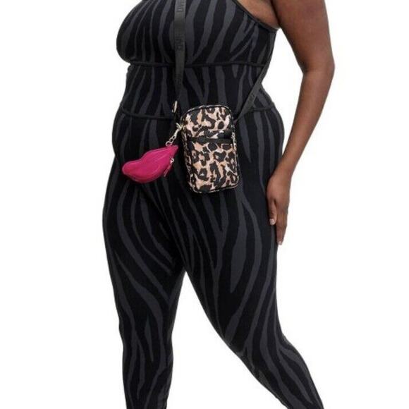 DVF for Target Diane Von Furstenberg PINK LIPS COIN POUCH purse Accessory Viral - Picture 5 of 5